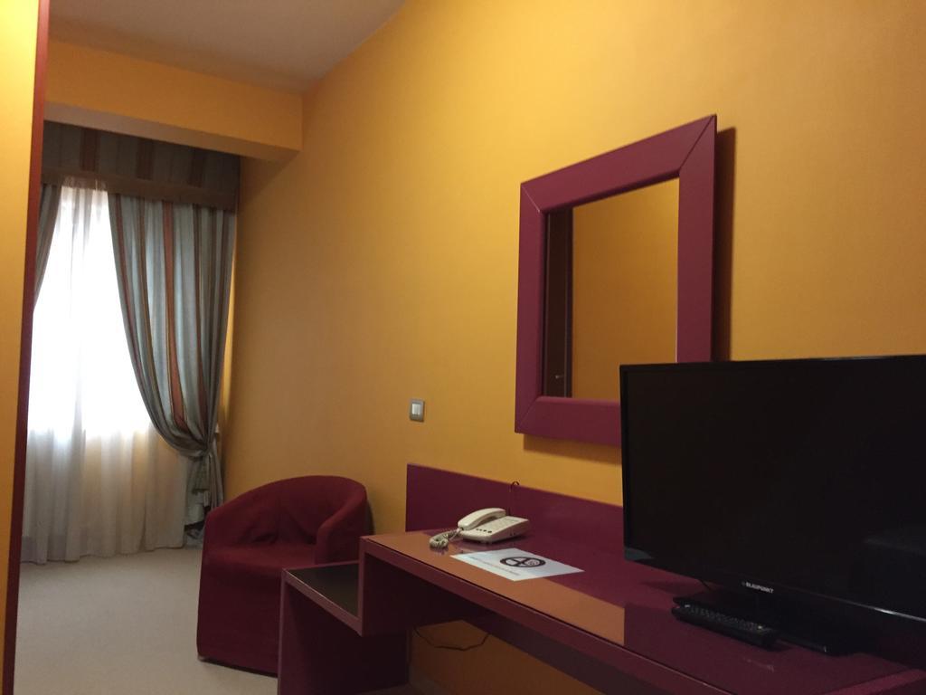 Cristal Hotel Manocalzati Εξωτερικό φωτογραφία